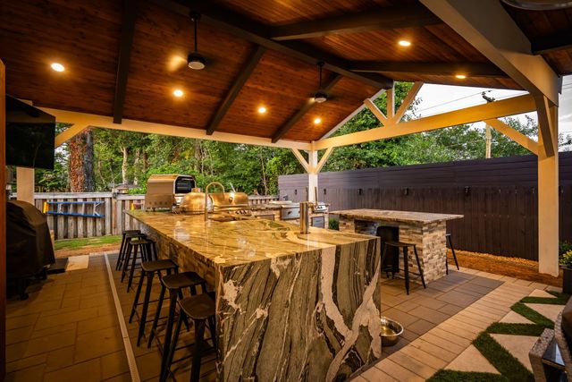1055 Stonehenge Drive, Hanahan, SC 29410