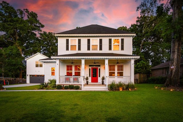 1055 Stonehenge Drive, Hanahan, SC 29410