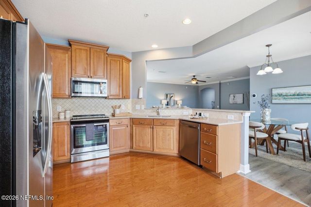 4480 DEERWOOD LAKE PARKWAY 458, Jacksonville, FL 32216