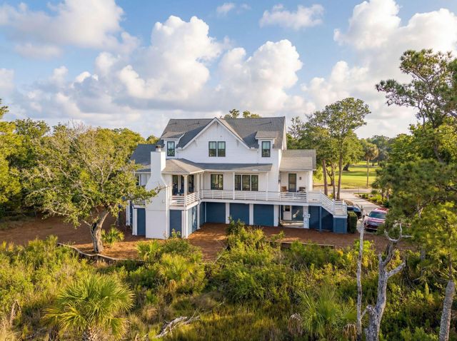 6823 Back Bay Drive, Isle Of Palms, SC 29451