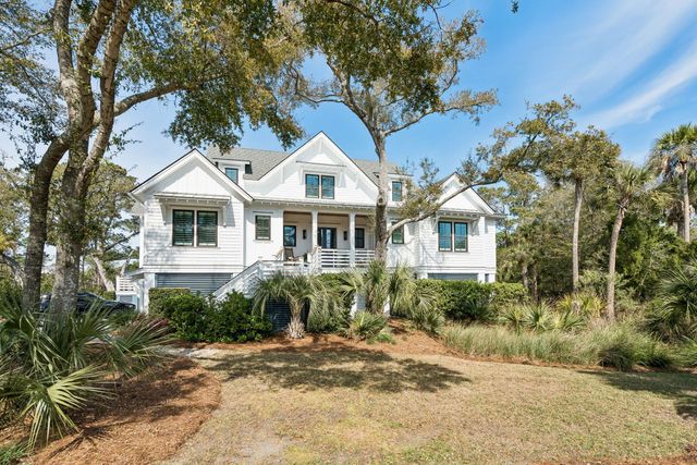 6823 Back Bay Drive, Isle Of Palms, SC 29451