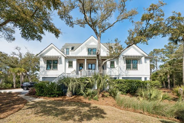6823 Back Bay Drive, Isle Of Palms, SC 29451