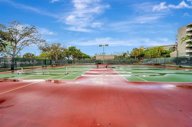3940 Inverrary Boulevard 303A, Lauderhill, FL 33319