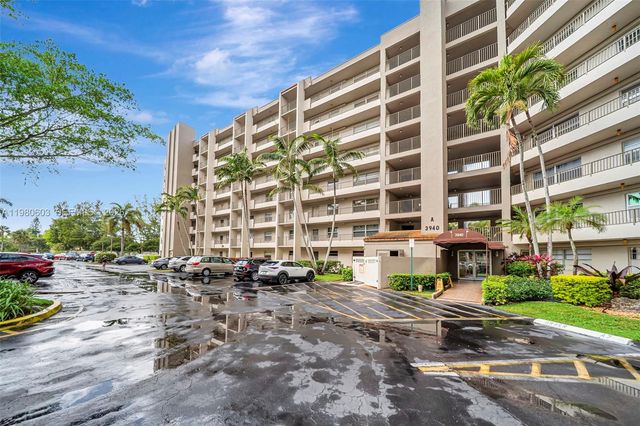3940 Inverrary Boulevard 303A, Lauderhill, FL 33319