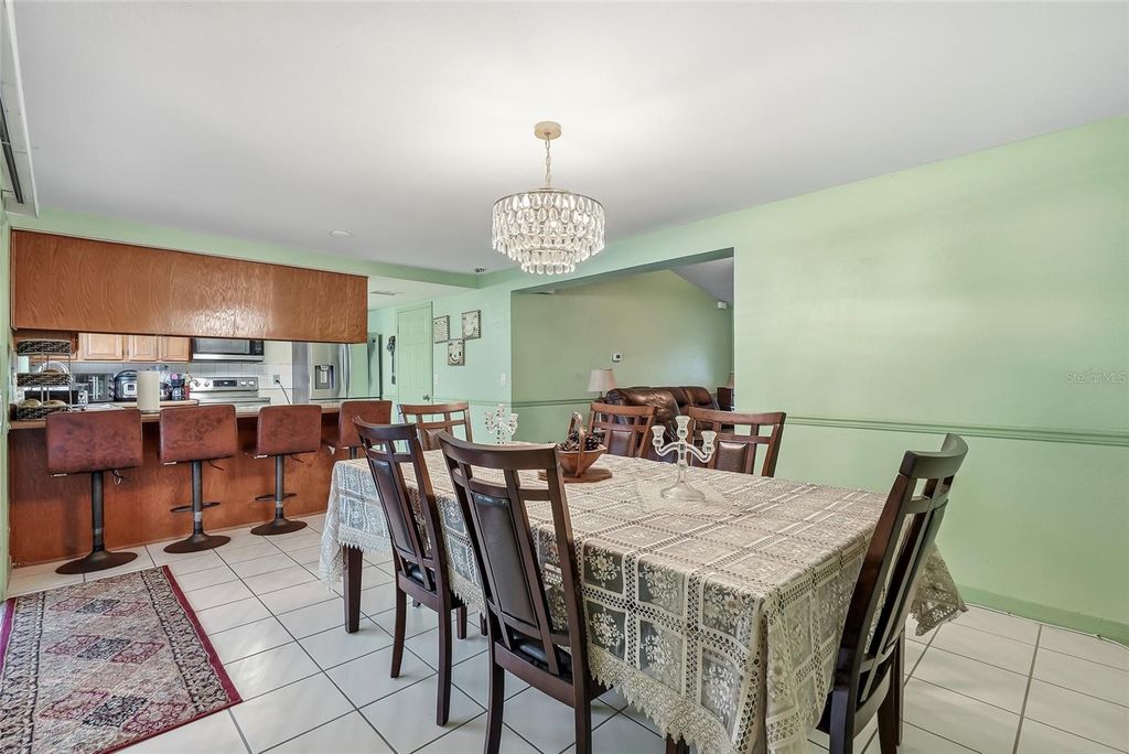 Image 13 of property listing at 3118 RIVER COVE DRIVE, Tampa, FL 33614