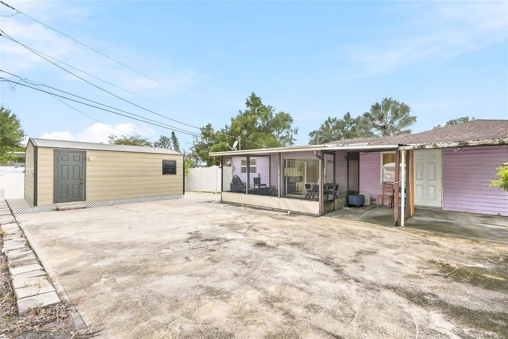 Image 35 of property listing at 3118 RIVER COVE DRIVE, Tampa, FL 33614