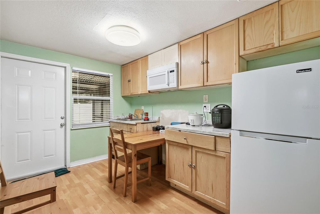 Image 41 of property listing at 3118 RIVER COVE DRIVE, Tampa, FL 33614