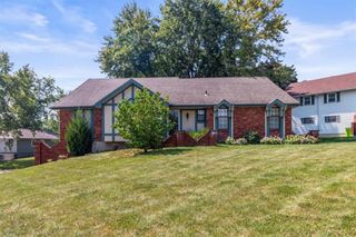 104 London Way Road, Belton, MO 64012