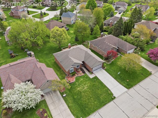 1669 Treeside Drive, Rochester Hills, MI 48307