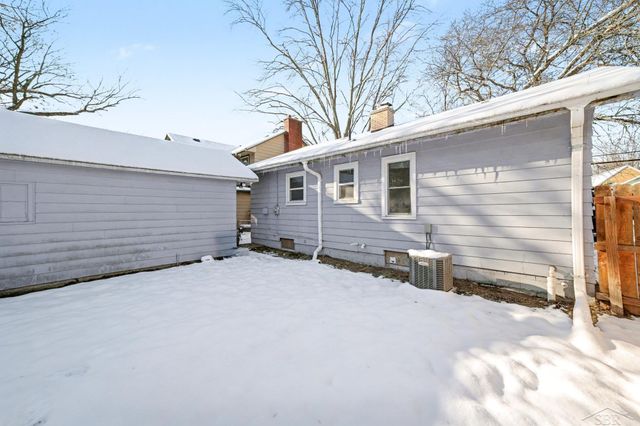 228 Larch Street, Saginaw, MI 48602