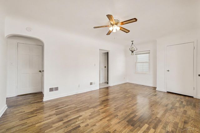 228 Larch Street, Saginaw, MI 48602