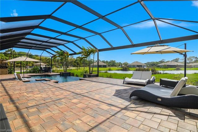 17210 Serengeti CIR, Alva, FL 33920