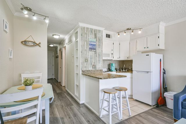 6102 Seawall Boulevard 181, Galveston, TX 77551