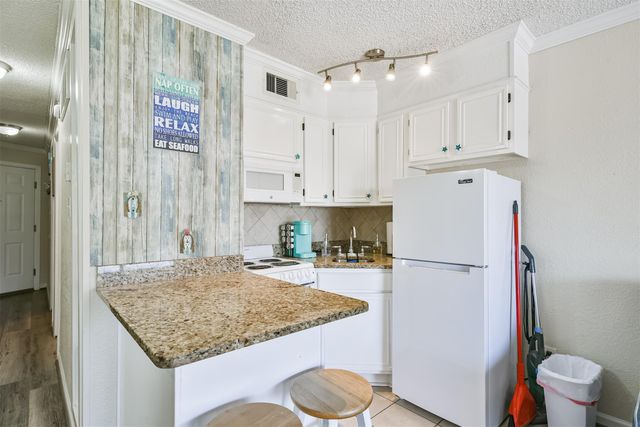 6102 Seawall Boulevard 181, Galveston, TX 77551