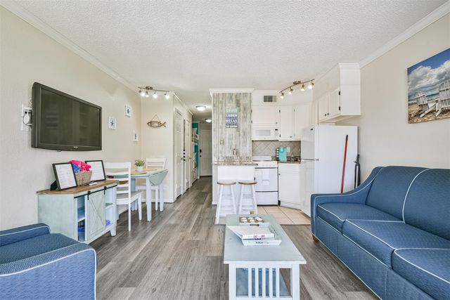 6102 Seawall Boulevard 181, Galveston, TX 77551