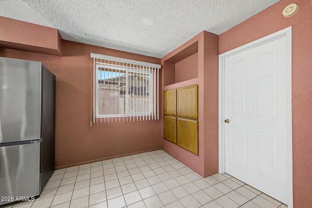 5340 W CARON Street, Glendale, AZ 85302
