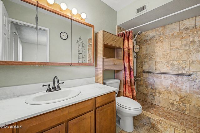 5340 W CARON Street, Glendale, AZ 85302