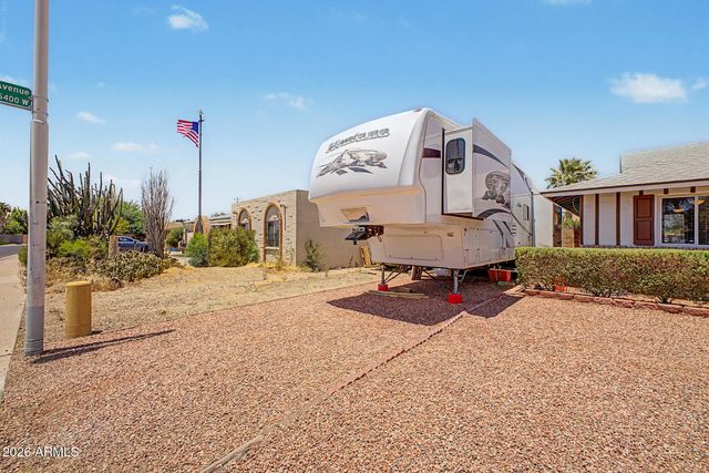 5340 W CARON Street, Glendale, AZ 85302