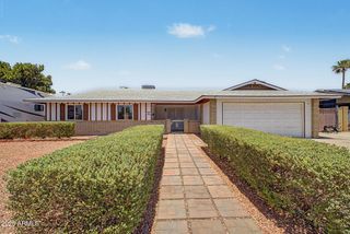 5340 W CARON Street, Glendale, AZ 85302