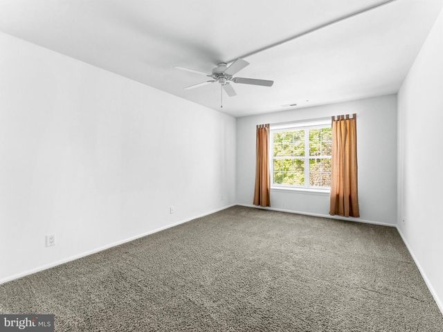 4606 ABERDEEN LN, Blackwood, NJ 08012