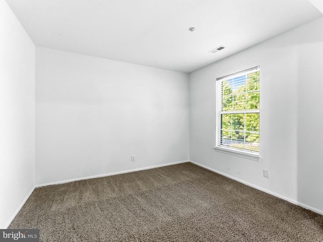 4606 ABERDEEN LN, Blackwood, NJ 08012