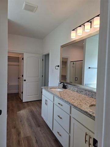 1115 Little Cypress Loop, Orange, TX 77632