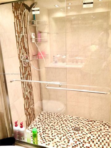 319 NE 14th Ave 602, Hallandale Beach, FL 33009