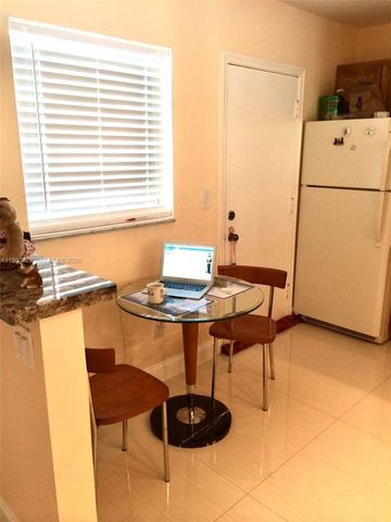 319 NE 14th Ave 602, Hallandale Beach, FL 33009
