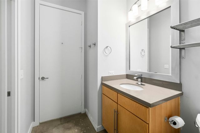 507 Sabine ST 403, Austin, TX 78701