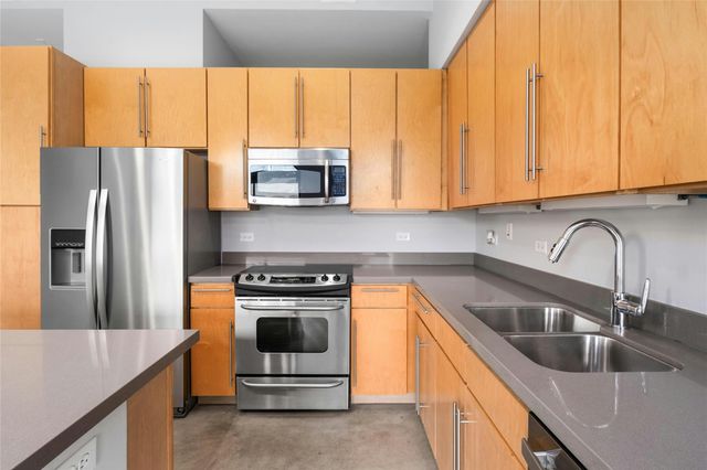 507 Sabine ST 403, Austin, TX 78701