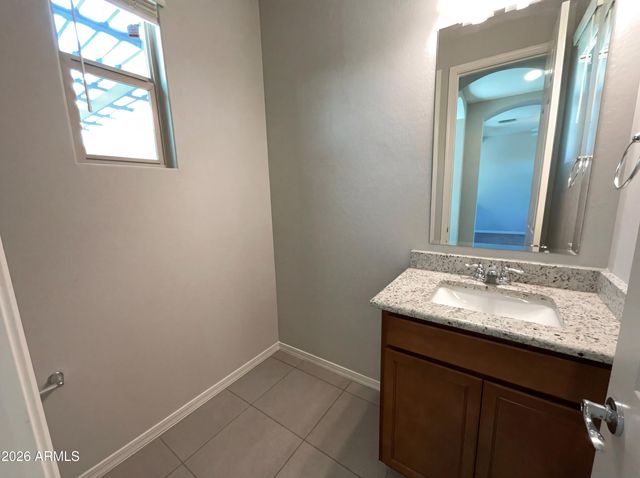 2511 S ENTWISTLE Street, Gilbert, AZ 85295