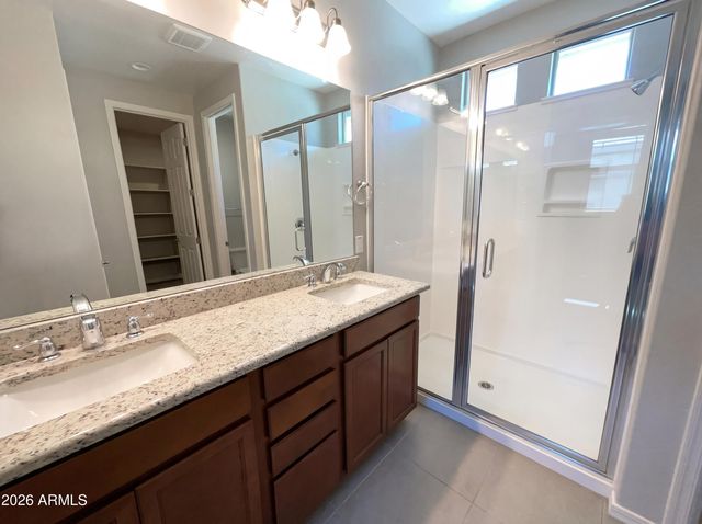 2511 S ENTWISTLE Street, Gilbert, AZ 85295