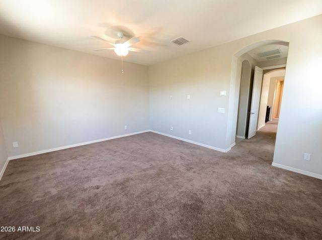 2511 S ENTWISTLE Street, Gilbert, AZ 85295