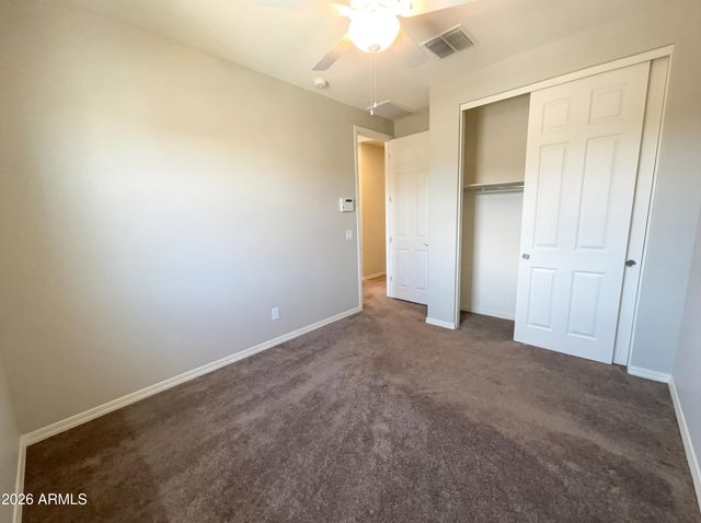 2511 S ENTWISTLE Street, Gilbert, AZ 85295