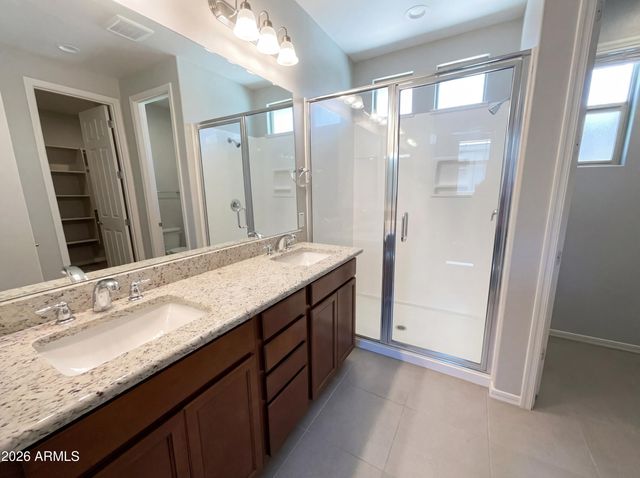 2511 S ENTWISTLE Street, Gilbert, AZ 85295