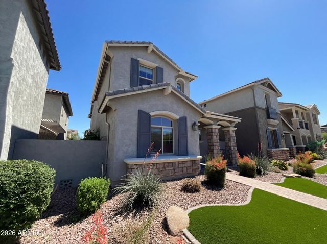 2511 S ENTWISTLE Street, Gilbert, AZ 85295