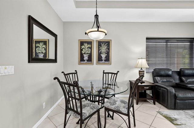 8326 Mulligan Circle 2123, Port Saint Lucie, FL 34986