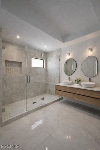 912 Cleveland AVE, Lehigh Acres, FL 33972