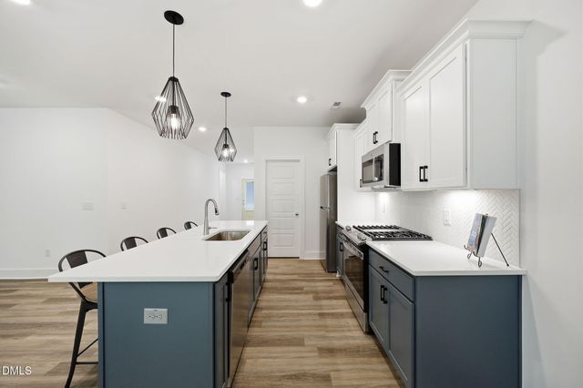 1063 Grey Flint Place, Mebane, NC 27302