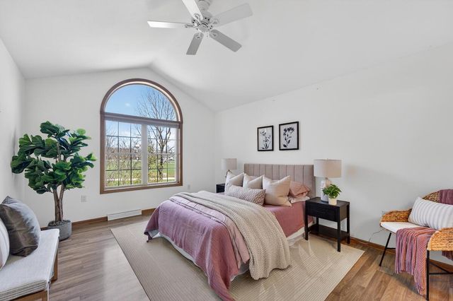 1912 Cedar STREET, Grafton, WI 53024