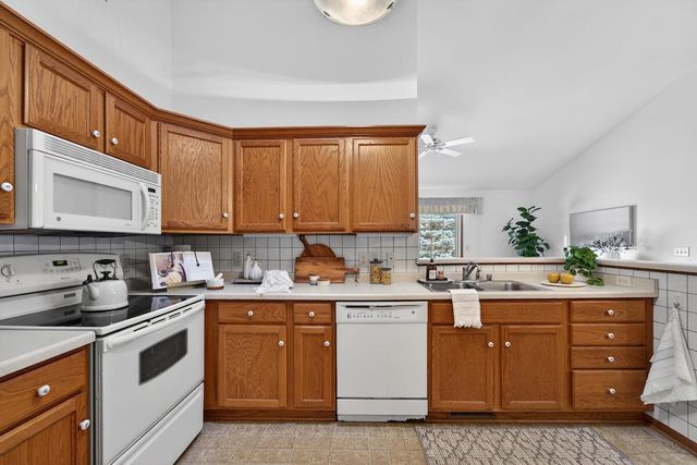 1912 Cedar STREET, Grafton, WI 53024