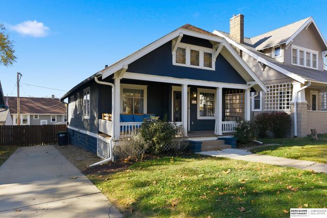 806 N 43rd Street, Omaha, NE 68131