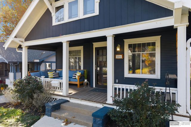 806 N 43rd Street, Omaha, NE 68131