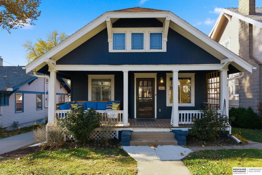 806 N 43rd Street, Omaha, NE 68131