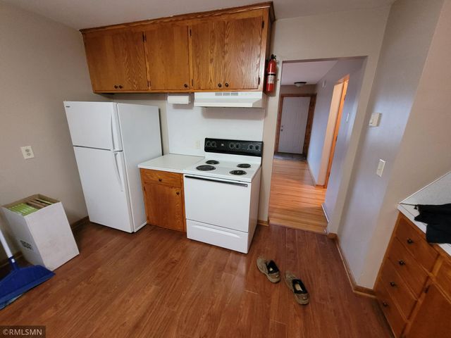 316 Cherry Avenue N, Braham, MN 55006