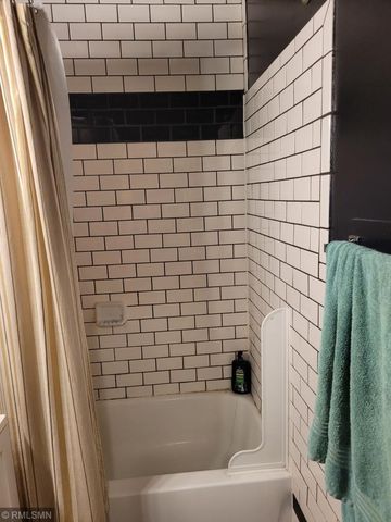 316 Cherry Avenue N, Braham, MN 55006