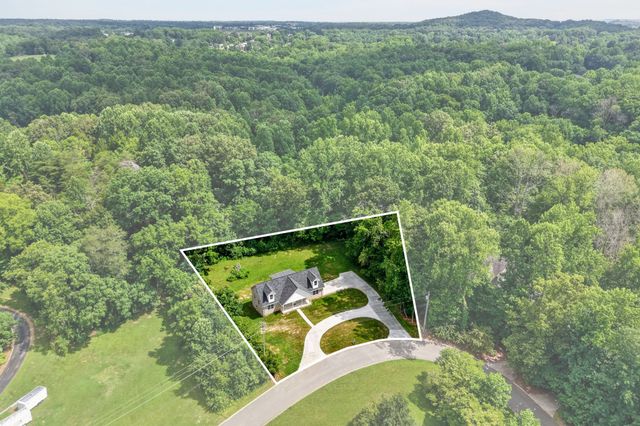 920 Franklin Ct, Cookeville, TN 38506
