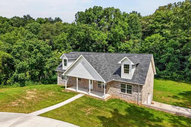 920 Franklin Ct, Cookeville, TN 38506