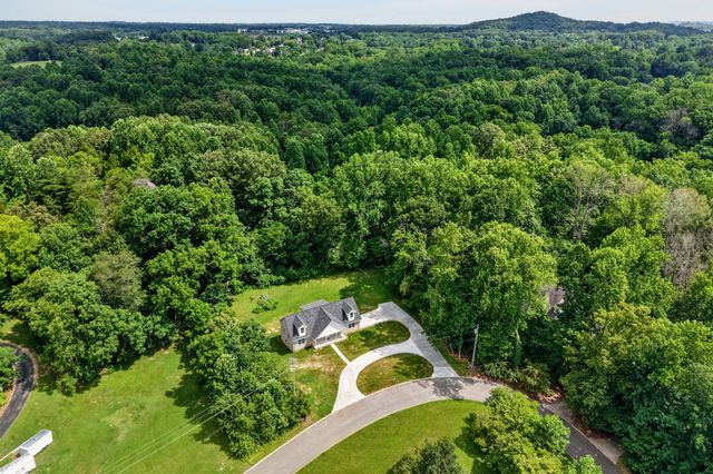 920 Franklin Ct, Cookeville, TN 38506