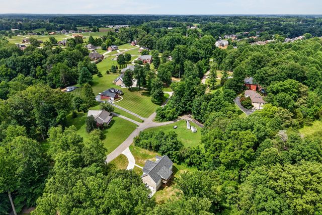 920 Franklin Ct, Cookeville, TN 38506